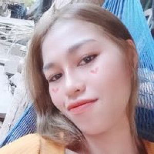 แพร' สปอร์ ยิ้ม profile icon