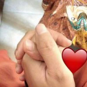 Nastiti Dwi profile icon