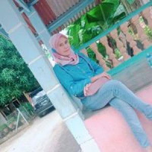 Nur Iyah Ilah Azie profile icon