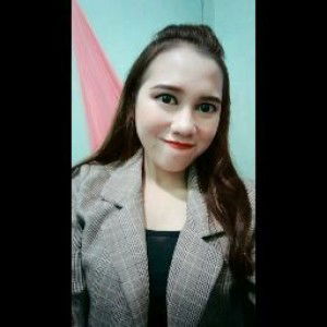 Tia Safitri profile icon