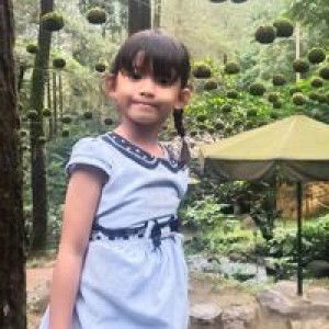 Risma Arsyila profile icon