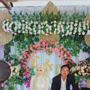 Ema Basri profile icon