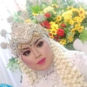 Deti Damayanti profile icon