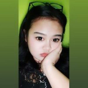 Dina Fitria profile icon