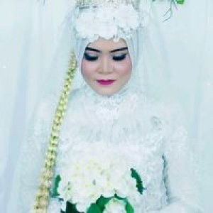 Marantika Triana profile icon