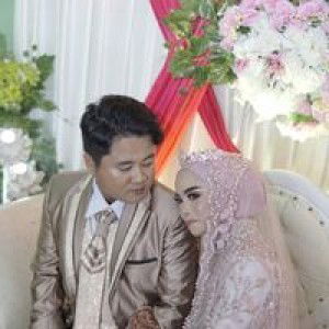 Neny Indriyany profile icon