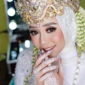 Azka Ulfi Naf profile icon