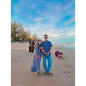 Sri Wahyuni profile icon