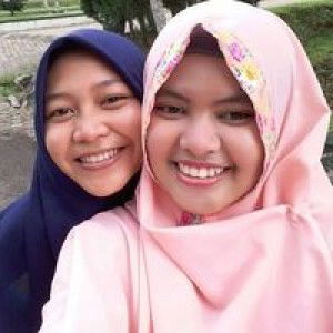 Durratul Ghola profile icon