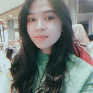 Risma Wati profile icon