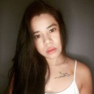 Ynah Dela Torre profile icon