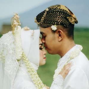 Resika Puji Rahayu profile icon