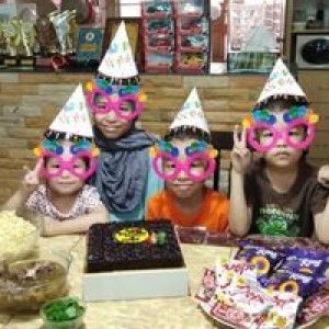 Ina Fazlina profile icon