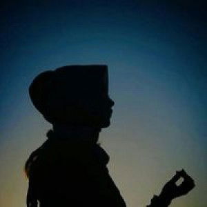 Mira Azhari profile icon