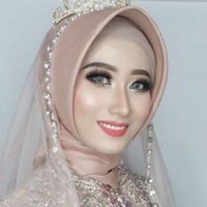 Reni Anggraeni profile icon