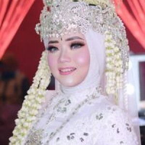 Rika Oktaviani profile icon