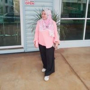 Qurratul Amira profile icon