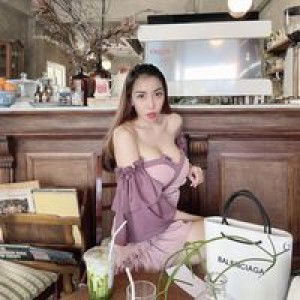 Zand NiCha Petchuakaew profile icon