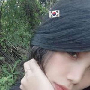 Icha Elzy Surbakti profile icon