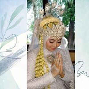 Ira Sofieyanti II profile icon