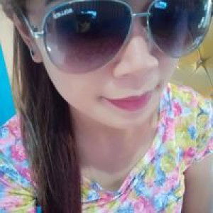 AuLia Rachmie profile icon