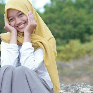 Iva Lailatul K profile icon