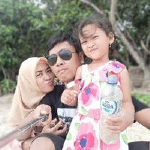 Ina Safarida profile icon