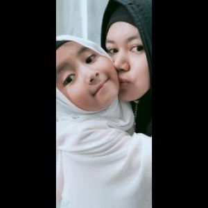 Novia Saury profile icon