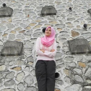 izzah atira profile icon