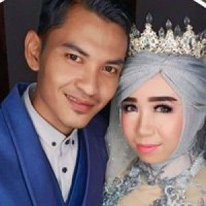 Reni Kholifah profile icon