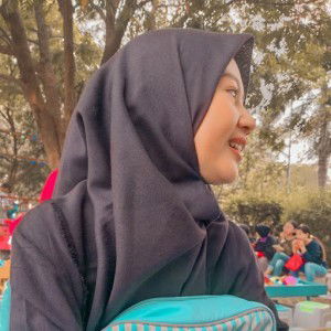 Israini Riri Pratiwi profile icon