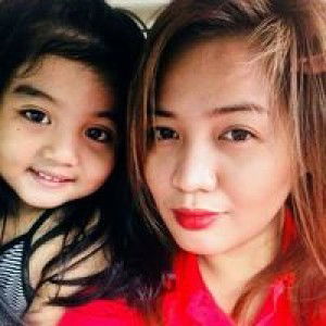 Leigh Chey profile icon