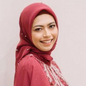 Risa Rianti profile icon