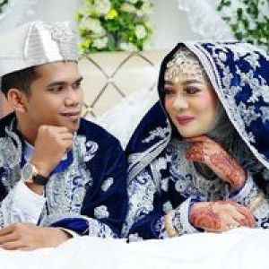 Rina Putri Handayani profile icon