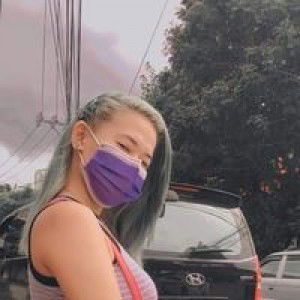 Iris Layco profile icon