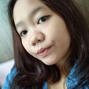 Regina Aleva profile icon