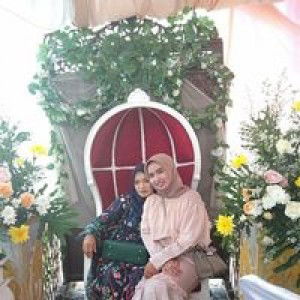 Riska Rustiani Riska profile icon