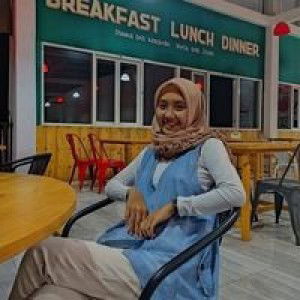 Atik Dina profile icon