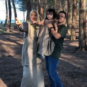 Raihanah Zakaria profile icon