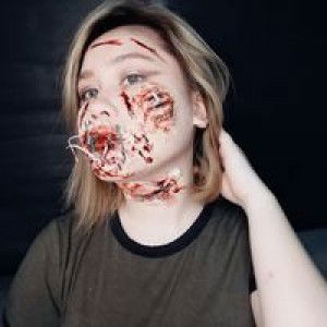 Charlotte Klein Sugui profile icon