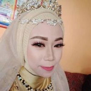 Latifatul Ainiech profile icon