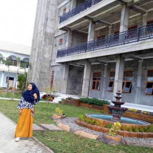 Siti Rohdiana profile icon