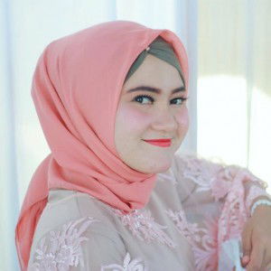 Dwi Etika Suri profile icon