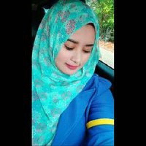 Khoirun Nisa profile icon