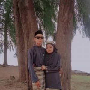 Nur Hariezahh profile icon