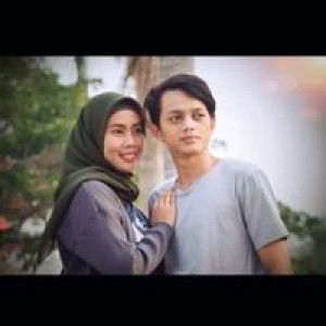 Dina Apriliyana profile icon