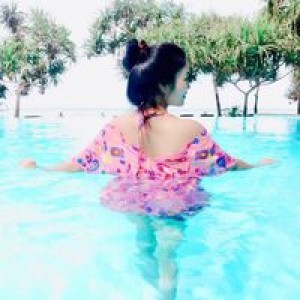 Nicha Ouyyok profile icon