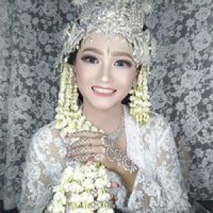 Esti Rochah Fania profile icon