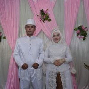 Ayu Desryanti Lestari profile icon