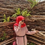 Nining Prastiwi profile icon